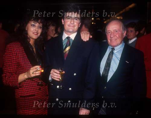 Amsterdam 1993
Johnny Kraaijkamp Jr. met zijn eerste vrouw en Johnny Kraaijkamp Sr.
