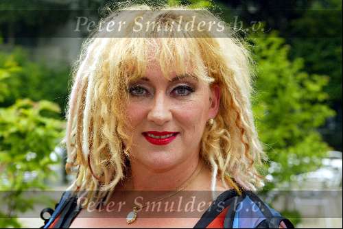 Amsterdam 2 juni 2003
presentatie dvd 3 musketiers in pand van joop v d ende theaterprodukties in amsterdam
karin bloemen