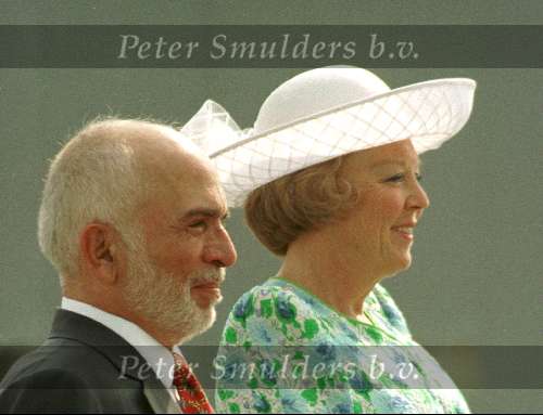 Koning Hoessein met Koningin Beatrix