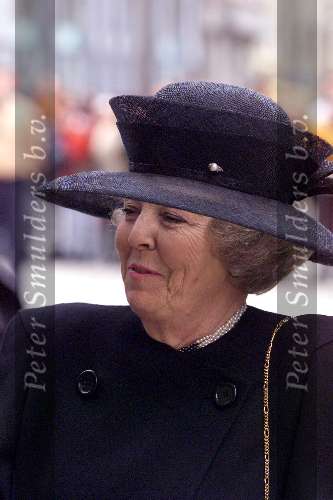 Amsterdam 4 mei 2001
Dodenherdenking op de dam met Koningin Beatrix e