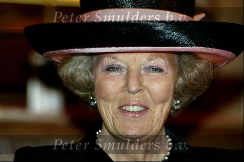 Utrecht 6 maart 2003
Prinses Maxima en Koningin Beatrix bij universiteit in utrecht
