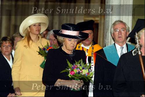 Utrecht 6 maart 2003
Prinses Maxima en Koningin Beatrix bij universiteit in utrecht