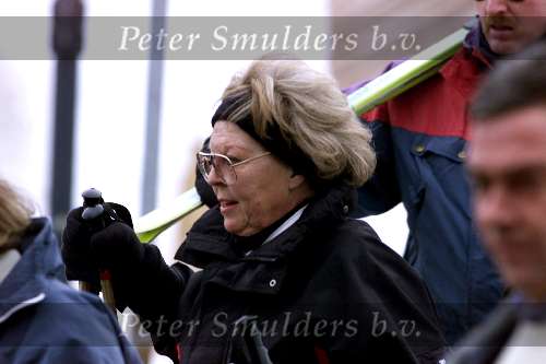 Lech 7 februari 2001
Koningin Beatrix  op ski vakantie in Lech.
