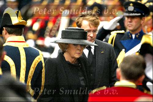 Delft 15 oktober 2002
Begrafenis Prins Claus.
Koningin Beatrix en Prins Friso