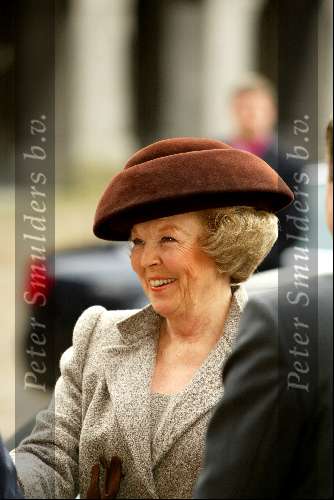 Den Haag 20 maart 2002
Koningin Beatrix
Feest 400 jaar VOC