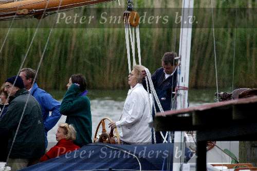 Muiden 25 mei 2003
Koningin Beatrix varen met de groene draeck