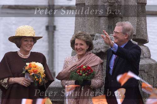 Katwijk 29 april 2000
Koninginnedag in Katwijk en Leiden.
Koningin Beatrix en Prinses Magriet en Pieter v Vollenhoven