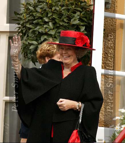 Wijhe en deventer 30 april
Koninginnedag met koningin beatrix