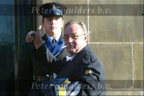 Amsterdam 9 december 2003
Uitreiking Prins Claus prijzen in paleis op de dam.  Gerard, Chauffeur koningin Beatrix