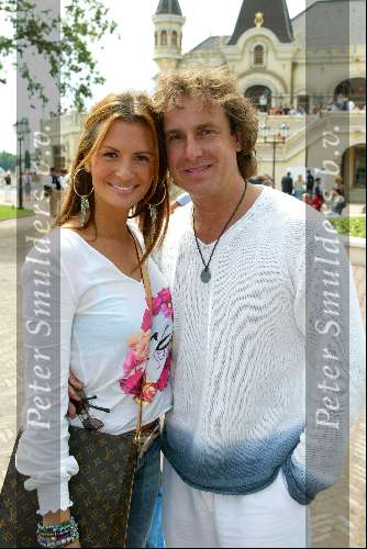 Kaatsheuvel 22 juni 2003
Opening nieuwe show in de efteling
Marco Borsato met Leontine Borsato