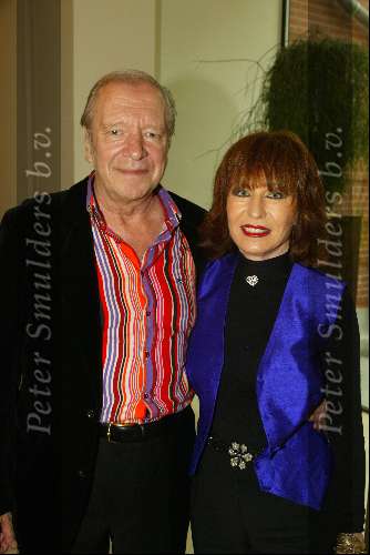 Amsterdam 2 juni 2003
presentatie dvd 3 musketiers in pand van joop v d ende theaterprodukties in amsterdam
ramses shaffy en liesbeth list