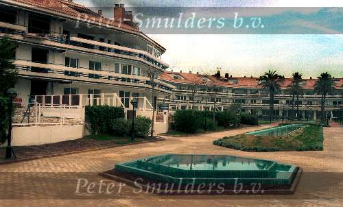 Appartementencomplex in Sitges ( bij Barcelona ) waar Truus v Gaal en louis v Gaal wonen