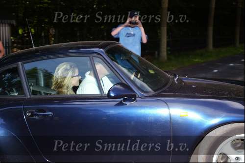 Soestdijk 29 juni 2003
92e verjaardag prins bernhard op soestdijk
Prins Friso en Mabel Wisse Smit in porsche 911