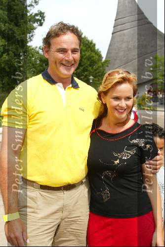 Kaatsheuvel 22 juni 2003
Opening nieuwe show in de efteling
Manon Thomas met vriend
