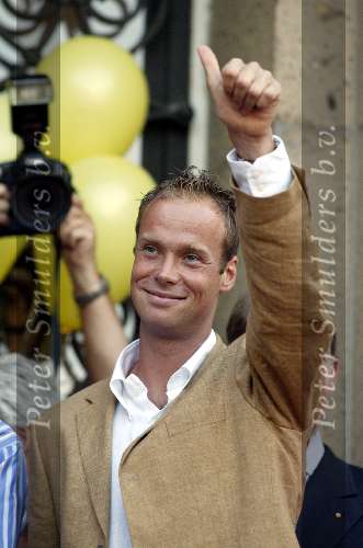 Alphen aan de rijn 9 juni 2003
Huldiging martin verkerk na finale roland garros