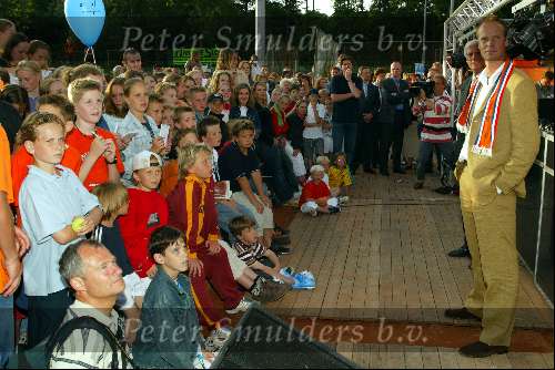 Alphen aan de rijn 9 juni 2003
Huldiging martin verkerk na finale roland garros