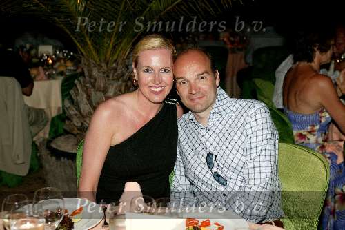 Marbella  15 juni 2003
Princess in marbella
monique collignon met man
