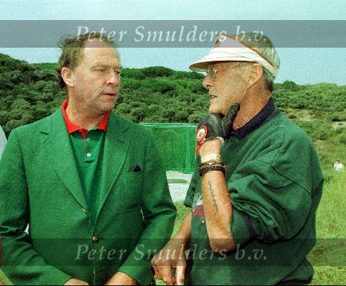 Noordwijk, 22 juli 1993
Prins Bernhard met Dutch Open Golf goeroe Robbie v Erven Dorens