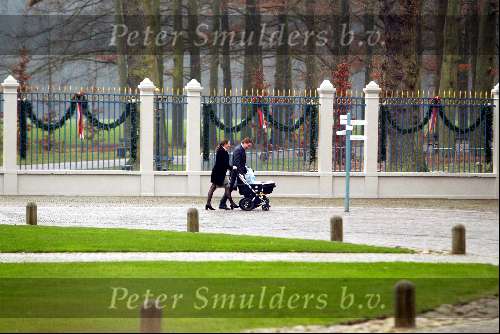 Apeldoorn 15 december 2002
Doop prinses Eloise , APrins Bernhard Jr. en Prinses Annette