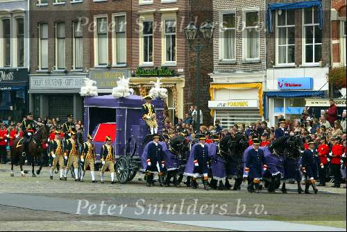 Delft 15 Oktober 2003
Begrafenis Prins Claus
Koets met paars kleed