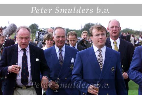 Den Dolder 1 september 2000
Prins Friso opent golfsocieteit Den Dolder.
Robbie v Erven Dorens
