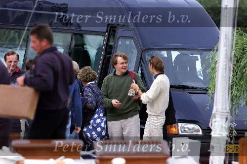 Muiden 04-07-1999
Koningin Beatrix varen op de groene drack met Claus
Friso, Prinses Marilene.