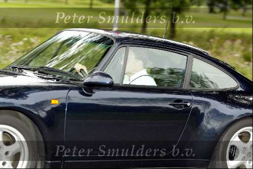 Amsterdam 25 juli 2002
Prins Claus in het AMC
Prins Friso in porsche