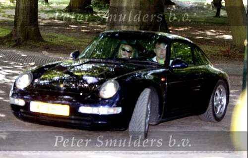 Soestdijk 29 juni 2003
92e verjaardag prins bernhard op soestdijk
Prins friso en mabel wisse smit met porsche 911