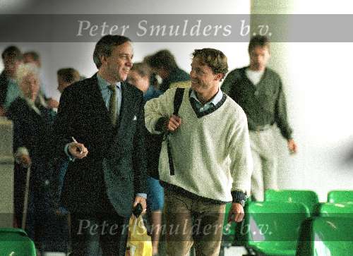 Schiphol, 14 juli 1998
Prins Jaime met een een zekere Hr. van Vollenhoven van Schiphol