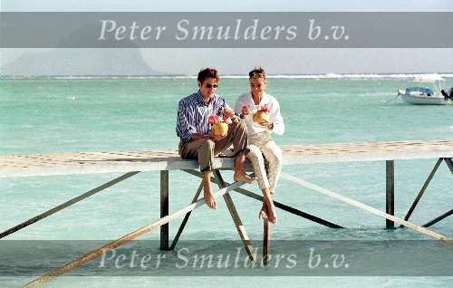 Mauritius 21 september 1998
Prins Maurits en Prinses Marilene op het strand