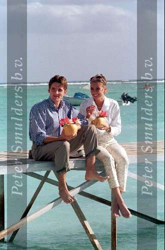 Mauritius 20 september 1998
Prins Maurits en Prinses Marilene v d Broek


PETER SMULDERS BV