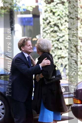 Amsterdam 23 september 2001
Prins Maurits en Prinses Marilene hun dochter Anna word gedoopt.
Koningin Beatrix en Prins Pieter Christiaan