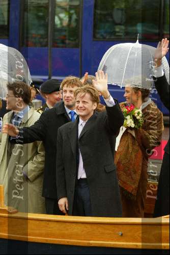 Meppel 30 april 2002
Koninginnedag 2002 Prins Constantijn, Prins Pieter Christiaan, Prinses Marilene en Prins Floris