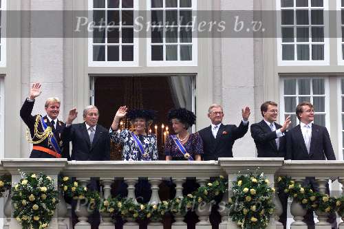 Prinsjesdag 21 September 1999 DEN HAAG
Koningin Beatrix, Prins Claus en Prins Willem Alexander, Prinses Margriet, Pieter v Vollenhoven en