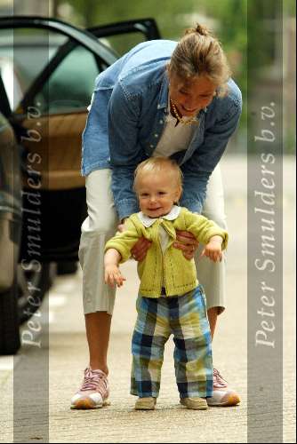 Soestdijk 26 juni 2002
Prins Bernhard 91  jaar
Prinses Anna met Prinses Marilene