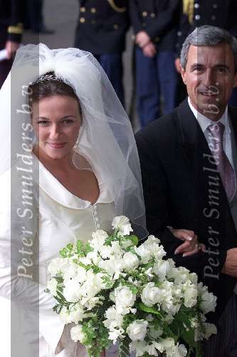 Utrecht 8 juli 2000
Trouwen  Prins Bernhard Jr en Prinses Annette Sekreve in domtoren in Utrecht.
Op de foto samen met haar vader