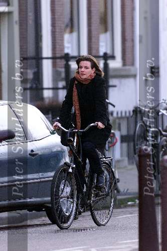 Amsterdam 23  maart 2000
Prinses Annette Sekreve (vriendin Prins Bernard JR) op weg naar haar werk.