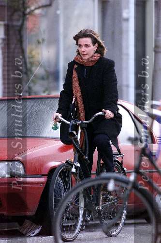 Amsterdam 23  maart 2000
Prinses Annette Sekreve (vriendin Prins Bernard JR) op weg naar haar werk.