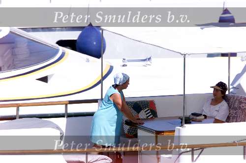 Porto Ercole 1 augustus 2000
Prinses Christina met vriendin op de Jumbo VI