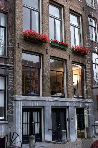Huis van de nieuwe vriend van dochter Prinses Irene
Keizersgracht 378 C Amsterdam
13 juli 2000



PETER SMULDERS BV
