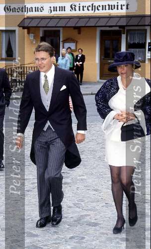 Holland, Prins Constantijn met zijn vriendin Prinses Laurentien Brinkhorst 1998