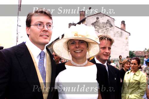 Auch 22 september 2001
Trouwen Prinses Margarita en Edwin de Rooy van Zuydewijn.
Prins Constantijn en Prinses Laurentien.
en Prins Pieter Christiaan