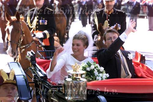 Den Haag 19 mei 2001
Prinses Laurentien Brinkhorst en Prins Constantijn trouwen voor de kerk.
