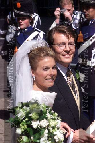 Den Haag 19 mei 2001
Prinses Laurentien Brinkhorst en Prins Constantijn trouwen voor de kerk.