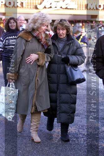 lech 6 februari 2001
Koningin Beatrix op vakantie in Lech samen met prinses Margriet.