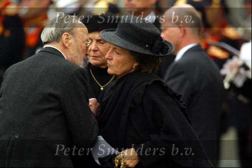Delft 15 oktober 2002
Begrafenis Prins Claus.
Prinses Margriet, Prins Bernhard en Prinses Irene