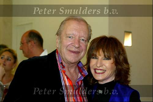 Amsterdam 2 juni 2003
presentatie dvd 3 musketeers in pand van joop v d ende theaterprodukties in amsterdam
liesbeth list en ramses shaffy