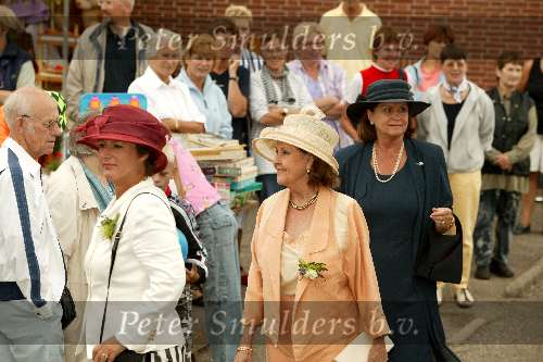 Nieuwkoop 28 juni 2003
trouwen barbara  boomsma en roelant jacobs
rita reys met dochter