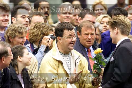 Utrecht 8 juli 2000
Trouwen  Prins Bernhard Jr en Annette Sekreve in domtoren in Utrecht.
Prins  Pieter Christiaan met publiek