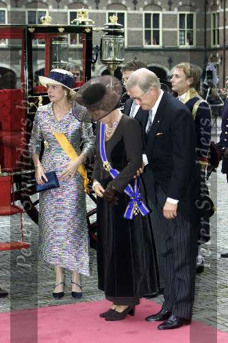 Den Haag 18 september 2001
Prinsjesdag 2001
Pieter v Volenhoven en prinses Margriet.
Prins constatijn en Prinses Laurentien